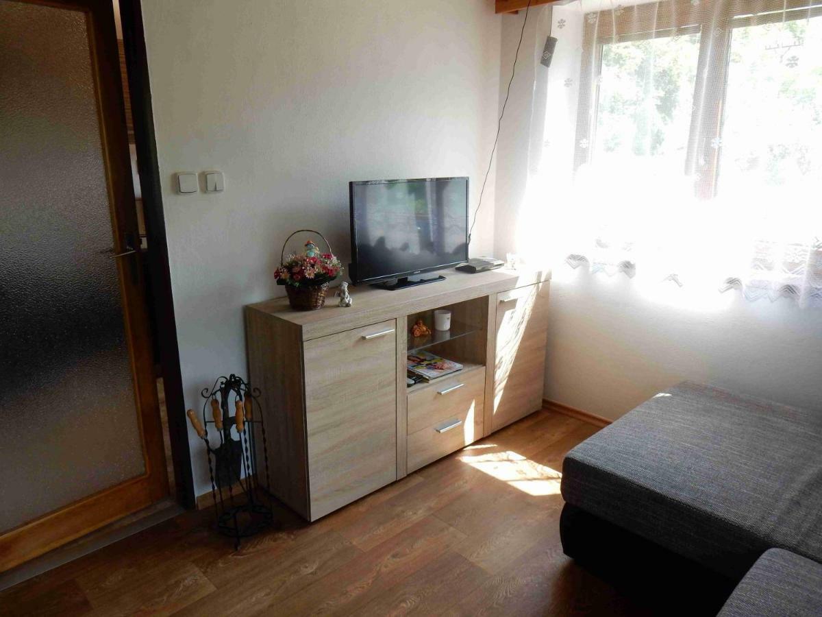Chata V Moravskem Krasu Sloup  Buitenkant foto